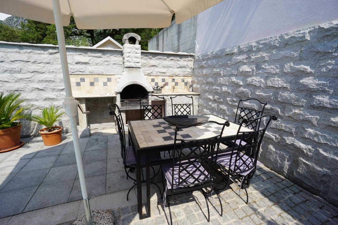 Apartments Castello Risano Exterior photo